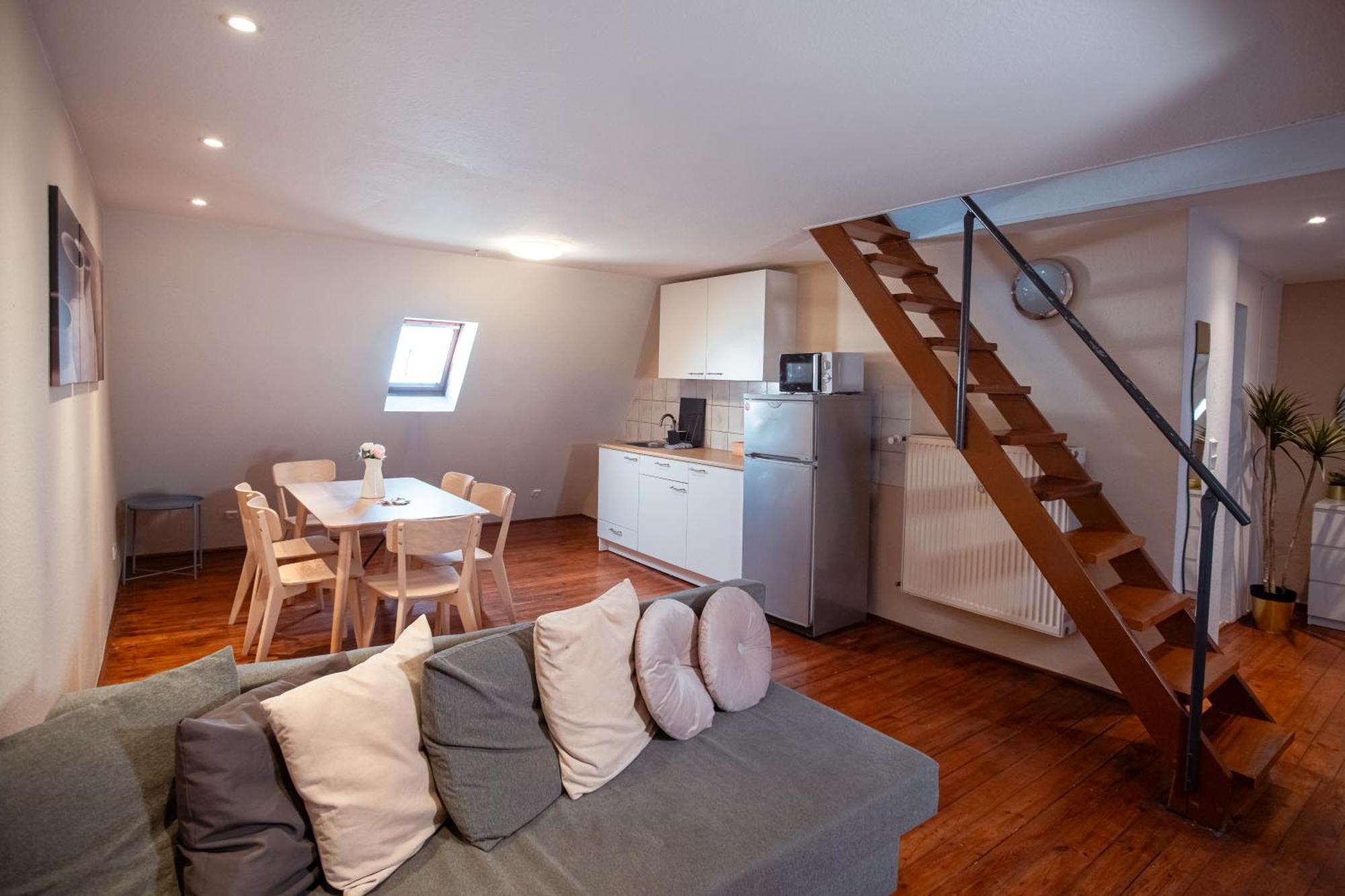 Haus99 Budget Pension & Apartments Fürth Екстериор снимка
