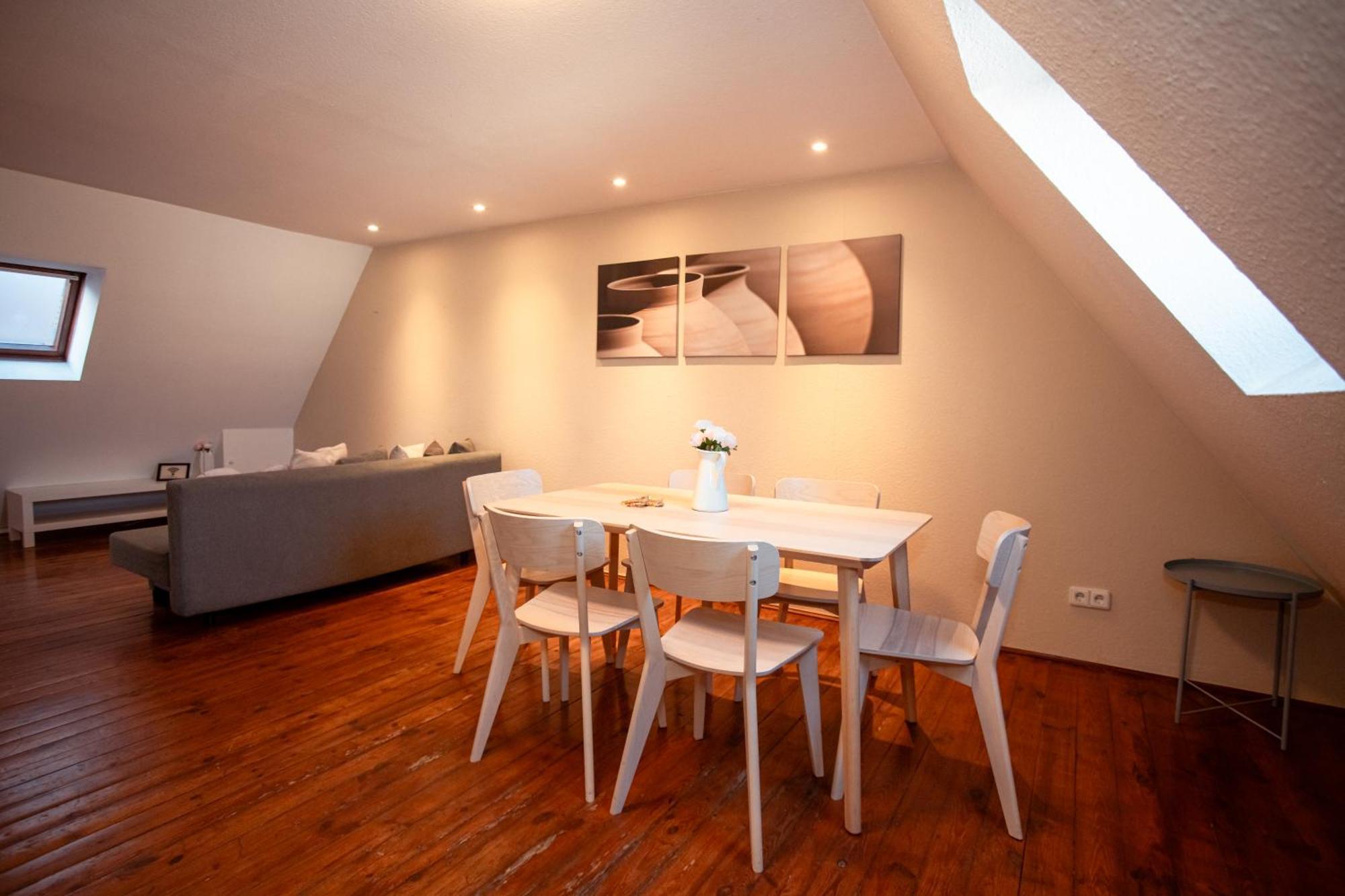 Haus99 Budget Pension & Apartments Fürth Екстериор снимка