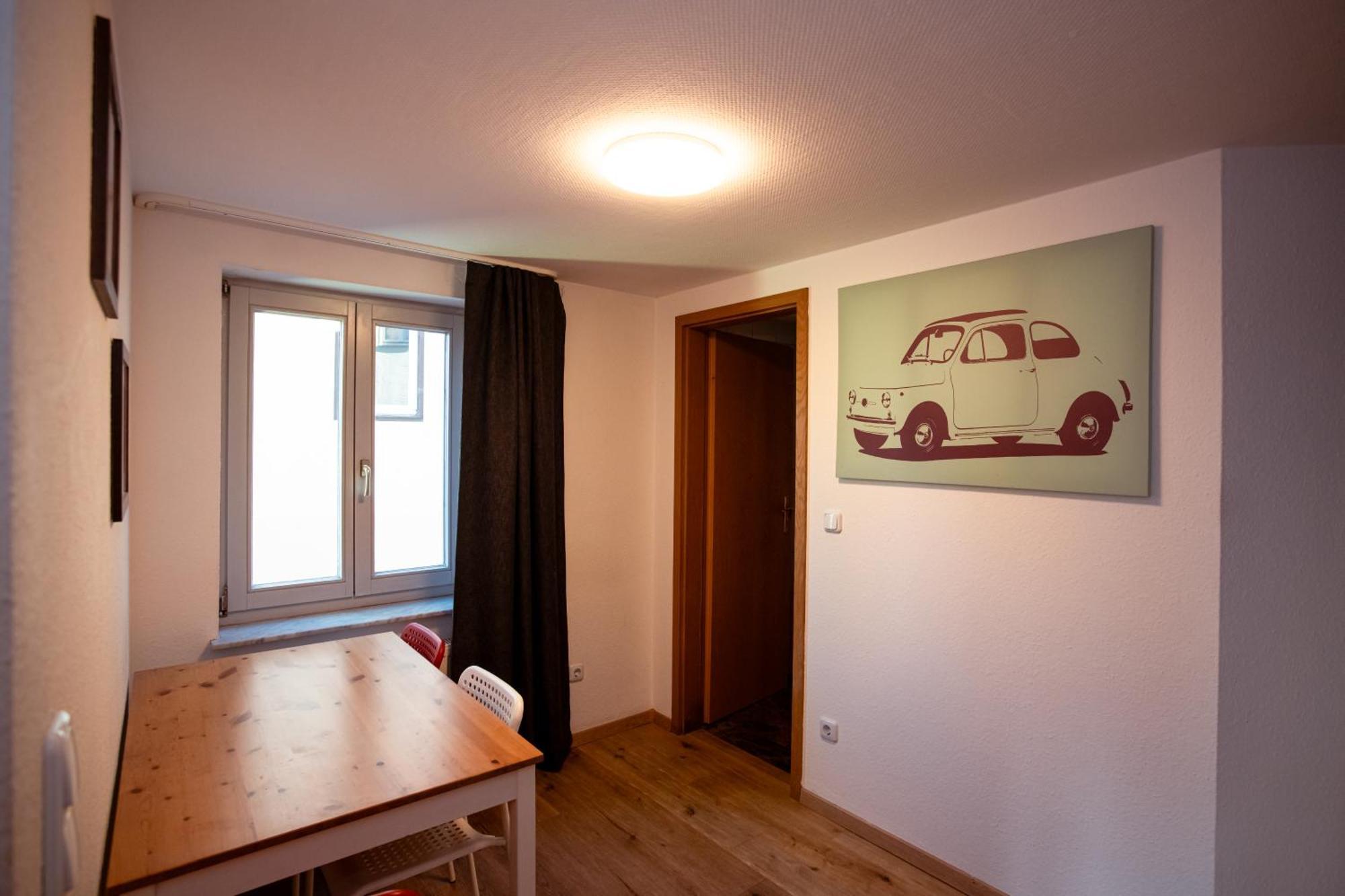 Haus99 Budget Pension & Apartments Fürth Екстериор снимка